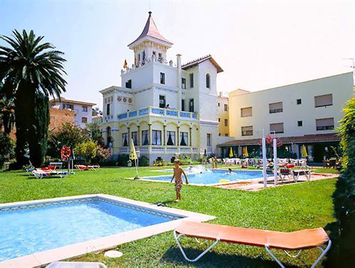 Hotel Hostal Del Sol Sant Feliu de Guíxols Ngoại thất bức ảnh