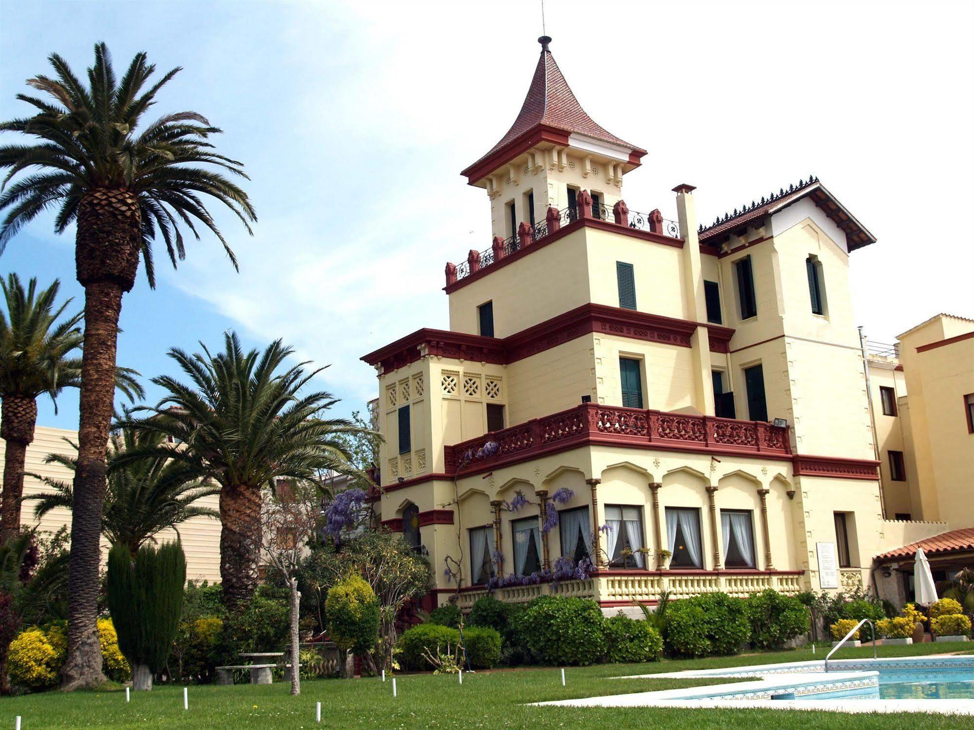 Hotel Hostal Del Sol Sant Feliu de Guíxols Ngoại thất bức ảnh